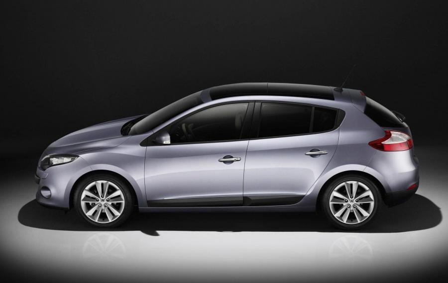  Renault Megane Hatch 2008 года  (фото 17 из 19)